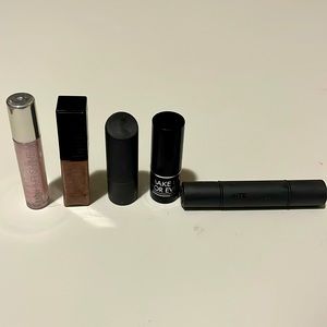 5 sample sizes of high end brand lipglosses and lipsticks